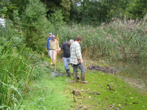 Ein Teil der Arbeitsgruppe im Einsatz.