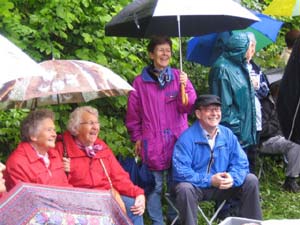 Sie liessen sich auch vom anfangs schlechten Wetter die gute Laune nicht verderben