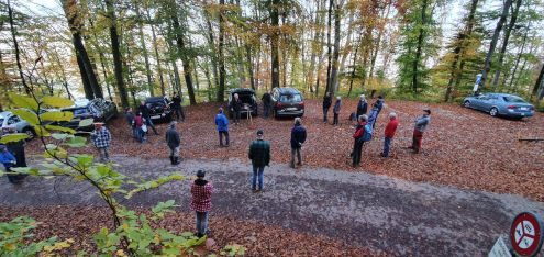 Besammlung und Instruktion mit coronakonformen Abständen